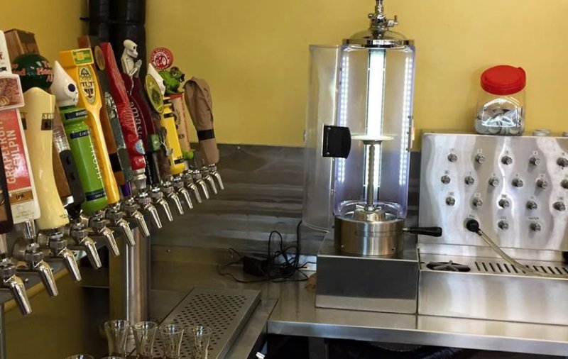 Craft beer taps, growler station open at Town & Country Shell